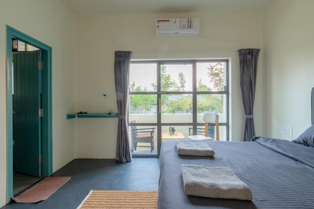 Tropicopia Hotel Мисор Екстериор снимка