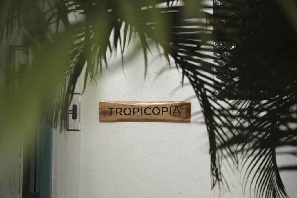 Tropicopia Hotel Мисор Екстериор снимка
