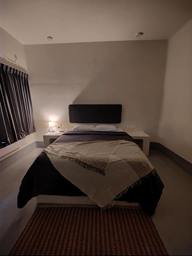 Tropicopia Hotel Мисор Стая снимка